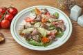 М'ясний салат з овочами: смачно та поживно
