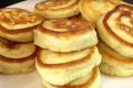 Найпопулярніші помилки в приготуванні оладок, через які вони розтікаються й опадають