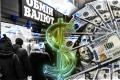 Україна відмовиться від долара: коли це станеться та чи варто наразі скуповувати валюту