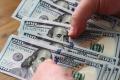 НБУ роз'яснив, які долари повинні приймати в банках та обмінних пунктах