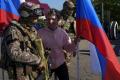 Інтернет під контролем Кремля: у РФ нові смартфони зобов'яжуть встановити месенджер MAX