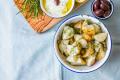 Картопля із заправкою з бринзи та оливок: рецепт ефектного гарніру