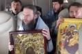 У Росії намагаються зупинити потоп молитвами: священників відправили на вертольоті
