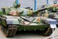 Польща передала Україні 250 радянських танків Т-72 та готує Leopard: Моравецький надав подробиці