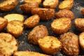 Зовсім без олії: як посмажити картоплю, щоб вона була корисною для здоров'я