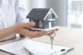 Які податки треба сплатити при продажі квартири