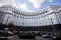 Середня зарплата чиновників перевищила 55 тисяч гривень: у яких відомствах платять найбільше