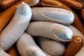 Чи треба знімати плівку з сосисок перед варінням: виробники продукту дали остаточну відповідь