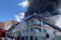В Росії знову гаряче: у Тюмені горить адміністративна будівля