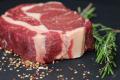 П'ять важливих помилок, які роблять майже всі у зберіганні та приготуванні м'яса