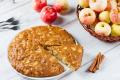 Заливний яблучний пиріг: простий рецепт