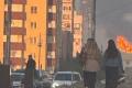Палає за понад 3000 км від України: у Новому Уренгої атакували газовий завод — у небо б’є величезний факел 
