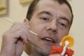 Медведев посоветовал Украине брать в долг у Брюсселя