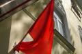 Запрет красных флагов во Львове приостановлен