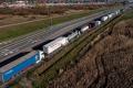 На українсько-польському кордоні у черзі застрягли понад 11 тисяч вантажівок