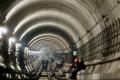 Попов приостанавливает строительство метро в Киеве