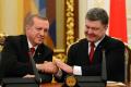 По примеру Эрдогана: зачем Порошенко введение военного положения