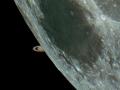 Фотограф заснял лунное затмение Сатурна