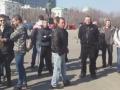 В центр Донецка массово свозят пророссийских активистов