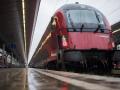 В Германии из-за забастовки остановились почти все поезда