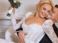 Трояндове весілля: Лілія Ребрик з чоловіком святкують 10 річницю одруження