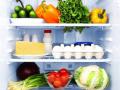 Треть продуктов из холодильников летит на помойку: как украинцам экономить на еде 