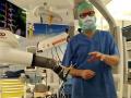 Операция на позвоночнике за 20 минут: как работает робот-хирург в Таллинне