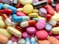 Украинцы стали больше покупать лекарств и «подсели» на БАДы