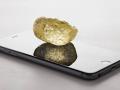 Уникальный алмаз размером с куриное яйцо выставили на обозрение публики в Нью-Йорке