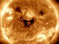 Астрономи NASA показали "усмішку" Сонця