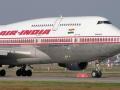 В самолете индийской авиакомпании во время полета выпал иллюминатор 