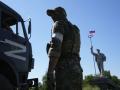 Доведеться тяжко битися: Гайдай розповів, як окупанти готуються до оборони в Луганській області