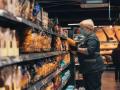Где безопаснее покупать продукты во время эпидемии: на рынке или в супермаркете