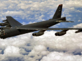 Над Украиной впервые прошли бомбардировщики ВВС США B-52 