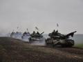 Военное положение в Украине: украинцев просят не снимать передвижение войск 