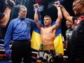 Дерев'янченко яскраво повернувся на ринг і відсвяткував перемогу з прапором України