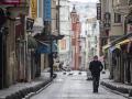 В Турции закрыли 30 городов и запретили выходить на улицу людям до 20 лет