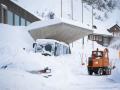 В Швейцарии на отель сошла снежная лавина, есть пострадавшие