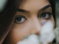 У «Ранку з Україною» косметологиня дала дієві поради, як позбутись набряків під очима