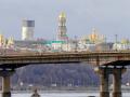 В Киеве возобновили движение по мосту Патона