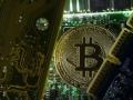 Стоимость Bitcoin превысила $49 тысяч