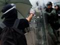 Протесты в Гонконге: полиция применила слезоточивый газ и водяные пушки