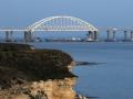 Великобритания тоже расширила санкции за строительство Керченского моста