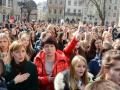 Во Львове массово спели Гимн Украины