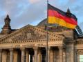«Зеленые» не уступают партии Меркель в рейтингах