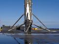 Первую ступень ракеты Falcon 9 успешно посадили во Флориде