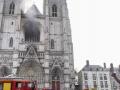 Пожар в Нантском соборе: следователи рассматривают версию поджога