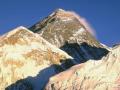 Гора Эверест «подросла» почти на метр