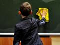 Кличко просит правительство разрешить младшим классам ходить в школу