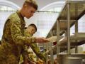 «С точностью до наоборот»: МОУ опровергает сворачивание новой системы питания в армии